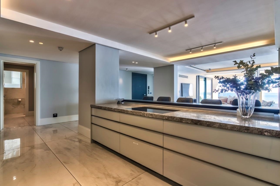 5 Bedroom Property for Sale in Bantry Bay Western Cape